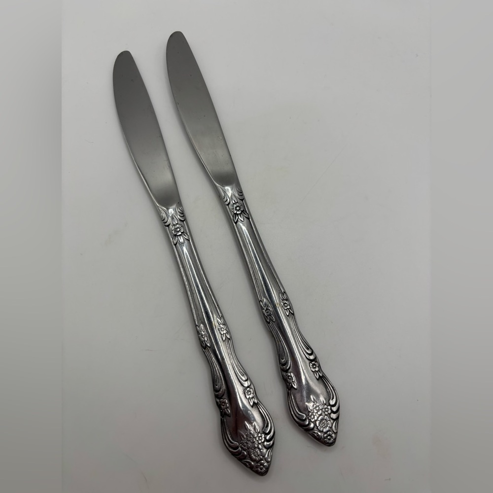 Stanley Rogers Dinner Knives Dream Rose Stainless 8 1/2" Set Of 2